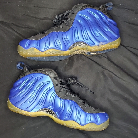 Nike Other - penny royal blue nike foamposite sneakrs womens 9